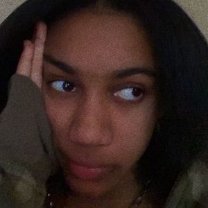 Meet your Posher, Saniya